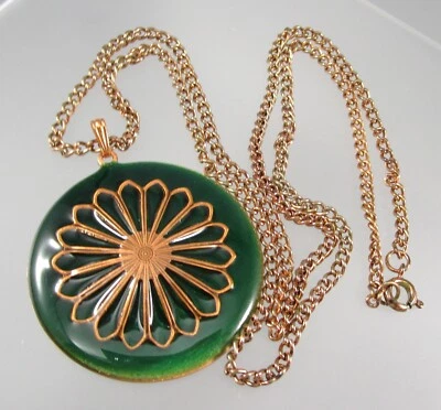 Collar colgante medallón esmalte verde cadena color cobre 8247 Foto 1 de 4