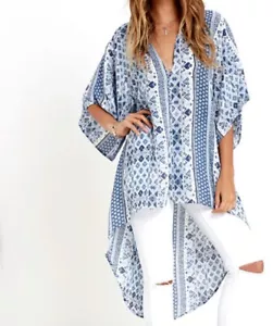 Lulus Damen kleines blau weiß gestreiftes Kurzarm High Low Top Kimono-Stil - Bild 1 von 12