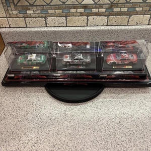 Race Image Collectibles 1:43 Scale Die Cast Model w/ Collectible Display Case - Picture 1 of 12