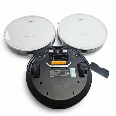 Job Lot – 3x Tresvor Robot Vacuums (2x X500Pro + 1x V300) + Docks Spares/Repair - Image 1 of 4