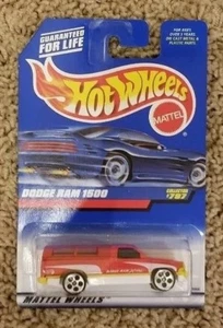 Neu! Hot Wheels - Red Dodge Ram Pickup Truck 1500 - Collector #797 - #19966 - Bild 1 von 3