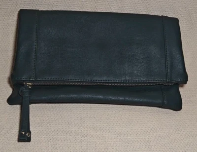 Bolso Clutch Sole Society for Nordstrom Marlena Metallic Forrest verde Foto 1 de 4