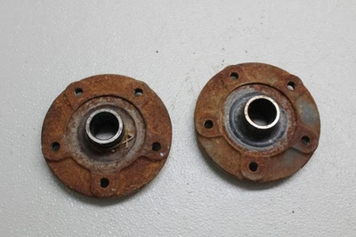 2007-2011 KUBOTA RTV1100 REAR BACK WHEEL RIGHT LEFT HUBS HUB SET - Image 1 of 4