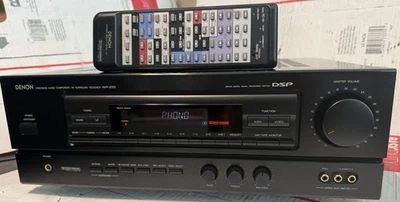 VINTAGE DENON AVR-2000 AV RECEIVER  CD, PHONO, TAPE, w/ CONTROL  MADE IN JAPAN!! - Image 1 of 4