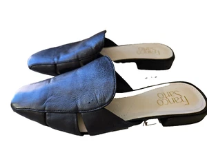 Mules planos Franco Sarto Vonda de cuero negro sin cordones para mujer talla 6M - Imagen 1 de 11