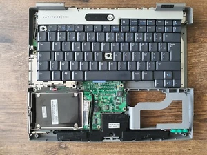 Dell Latitude D505 parts (Keyboard & Housing) - Afbeelding 1 van 3