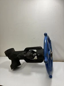 Velan Manual Steel Socket Weld Globe Valve 1-1/2in 2680 - Picture 1 of 8