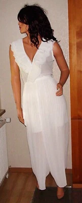 New Collection Overall, Jumpsuit, Neu mit Etikett, sehr apart, elegant Plissee - Bild 1 von 4