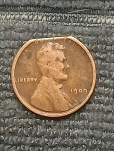 1909 RDBN Lincoln Cent Mint Error Clipped Planchet - Picture 1 of 6