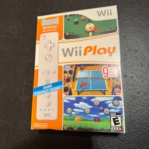 Wii Play with Bonus Wii Remote Nintendo Wii 2007 *NO GAME** BOX ONLY - Picture 1 of 4