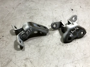 TOYOTA YARIS 2014 MK3 5DR HATCHBACK DOOR HINGE FRONT LEFT PASSENGER SIDE/2011-17 - Imagen 1 de 6