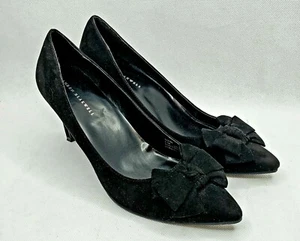 Lauren Blakwell Sze 8.5 M Black Faux Suede Bow Accent Pointed Toe 3.5" Heels EUC - Picture 1 of 9