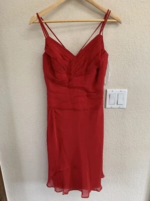 Vestido forrado rojo B2 talla 10 Foto 1 de 4