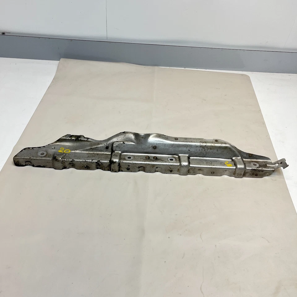 2011-2013 BMW X3 F25 ВЫПУСКНОЙ КОЛЛЕКТОР ТЕПЛОЗАЩИТНЫЙ ЭКРАН 7588579 3.0 БЕНЗИНА OEM - Изображение 1 из 4