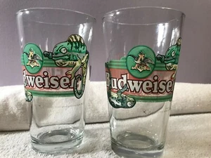 Beer Glasses set of 2 Budweiser Lizards Texas Most Wanted OH3116 - Picture 1 of 8