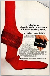 1968 Kodak Instamatic Movie Camera Large Red Christmas Stocking Print Ad - Bild 1 von 2