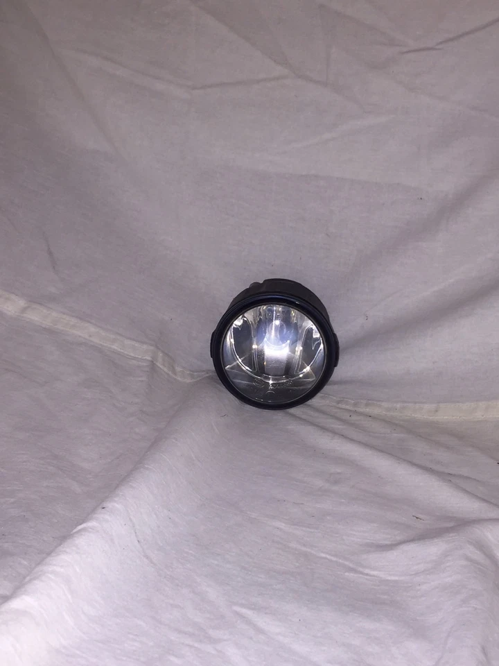 Faro antiniebla delantero derecho Nissan Rogue 2008 2009 2010 2011 2012 2013 D 31C Foto 1 de 1