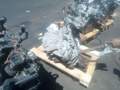 Used Automatic Transmission Assembly fits: 2015 Nissan Rogue AT CVT 4x2 FWD w/o Foto 1 de 4