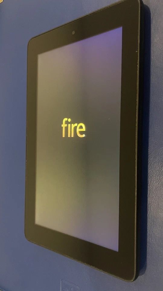 Amazon Fire-Tablet 5. Generation, 8 GB, WLAN, 7 Zoll - Schwarz - Bild 1 von 2