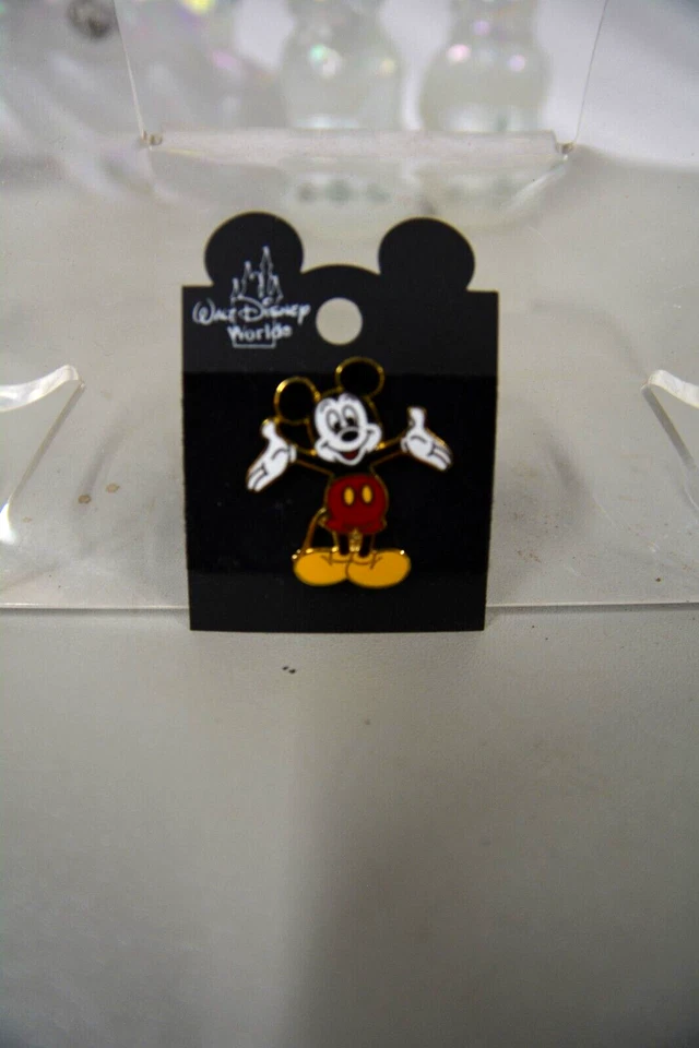 Walt Disney World WDW Pin 2000 Mickey Mouse - Image 1 of 1