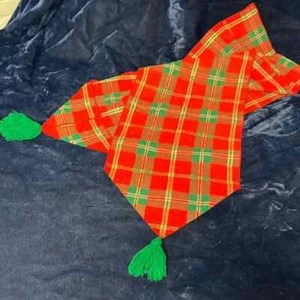 Plaid Christmas Table Runner - Picture 1 of 3
