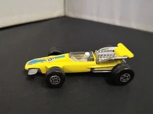 P465-MATCHBOX SUPERFAST MB34-A FORMULA 1 RACING CAR.YELLOW - Picture 1 of 5