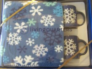 fleece blanket with mugs gift set, new in box