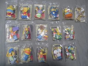 Juego completo de figuras de película de Los Simpson con oro Homer Burger King Kid's Club - Imagen 1 de 9