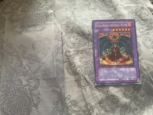 BÖSER HELD INFERNO FLÜGEL 1.AUFLAGE GLAS-DE038 NEUWERTIG WOW - Bild 1 von 3