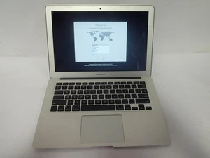 Apple MacBook Air A1466 (Mid-2013) Core i5-4250U 1.30GHz 4GB 128GB SSD (A8539) - Picture 1 of 9