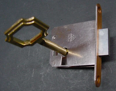 400 Möbel Einsteckschloss 30mm links 12x70mm vintage Schloss mit Schlüssel - Bild 1 von 4