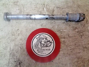 1978 KAWASAKI KZ400 C-1 REAR WHEEL AXLE - Picture 1 of 6