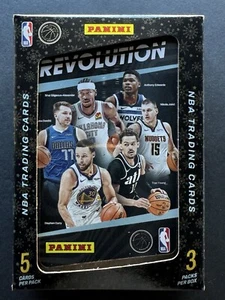 Tarjetas de baloncesto Panini Revolution 2023-24 lata "invierno" - 3 paquetes NBA en mano - Imagen 1 de 2