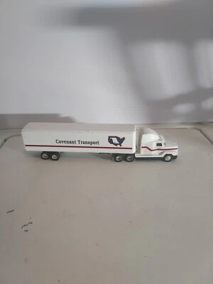 ERTL - COVENANT TRANSPORT - freightliner CAB & TRAILER - Die Cast 1/64 Scale NIB - Image 1 of 4