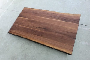 Tischplatte Platte Nussbaum Platte Massiv Holz mit Baumkante NEU Leimholz Brett - Bild 1 von 12