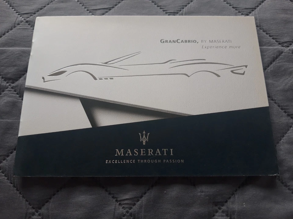 MASERATI GranCabrio Brochure Prospekt ENGLISH UK 20 pages Gran Cabrio Foto 1 de 1