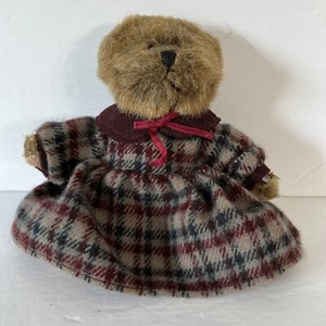 Russ VINTAGE COLLECTION “Lindsey” Bear #44704 - RETIRED Country Plaid Holiday - Picture 1 of 7