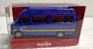 Herpa 042901 - MB 207D Bus THW 1:87 H0 - Picture 1 of 2