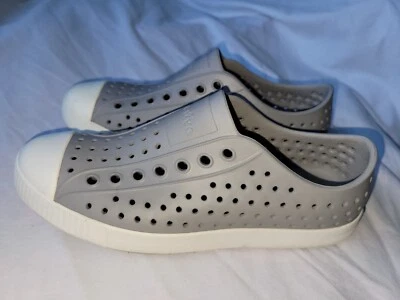 NATIVE JEFFERSON GRAY WASHABLE WATERPROOF SNEAKER SANDALS LOAFER SHOE W 8 M 6 - Image 1 of 4