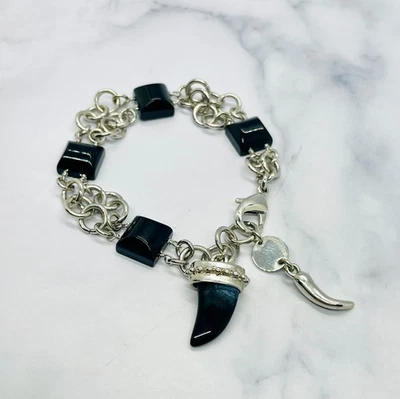 Autêntica pulseira de prata e preta GIVENCHY Horn - Usado / LV5711 - Imagem 1 de 4