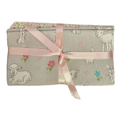 Tecido FQ Fat Quarter Conjunto 4 Primavera Páscoa Ovo de Cordeiro Coelho Floral Colcha de Algodão - Imagem 1 de 4