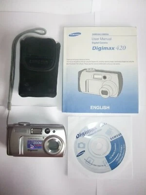 Samsung Digimax 420 Digital Camera - Image 1 of 4