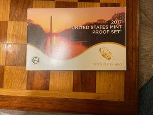 2017 US Mint Clad Proof Set 10-Coins with Original Government Packaging - Picture 1 of 4