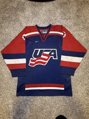 Vintage Team USA Nike 2002 Winter Olympic Hockey Jersey Men’s Small  Retro  - Image 1 of 4