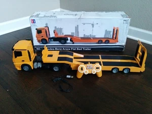 Double E RC Mercedes-Benz Arocs Flat Bad Trailer Truck 1:20 E562-003 - Picture 1 of 10