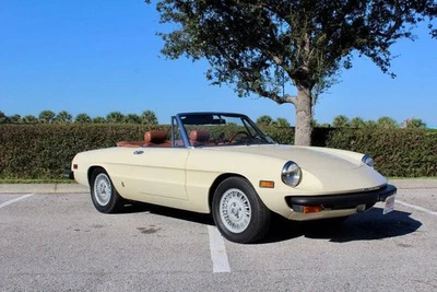 1979 Alfa Romeo Veloce spyder  - Изображение 1 из 4