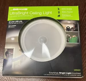 Mr. Beams LEd UltraBright Ceiling Light 300 Lumens MB990-WHT - Picture 1 of 5