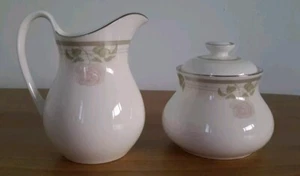 Royal Doulton Twilight Rose. Milchkännchen und Zuckerdeckel. Top Zustand. - Bild 1 von 5