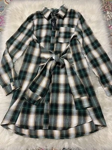 Lulu's Women's Green Plaid Tunic Top Tie Waist Long Sleeve Medium NWT Button Up - Picture 1 of 7
