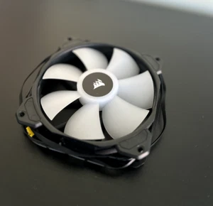Corsair iCUE SP120 RGB Wentylator 120mm - Zdjęcie 1 z 3